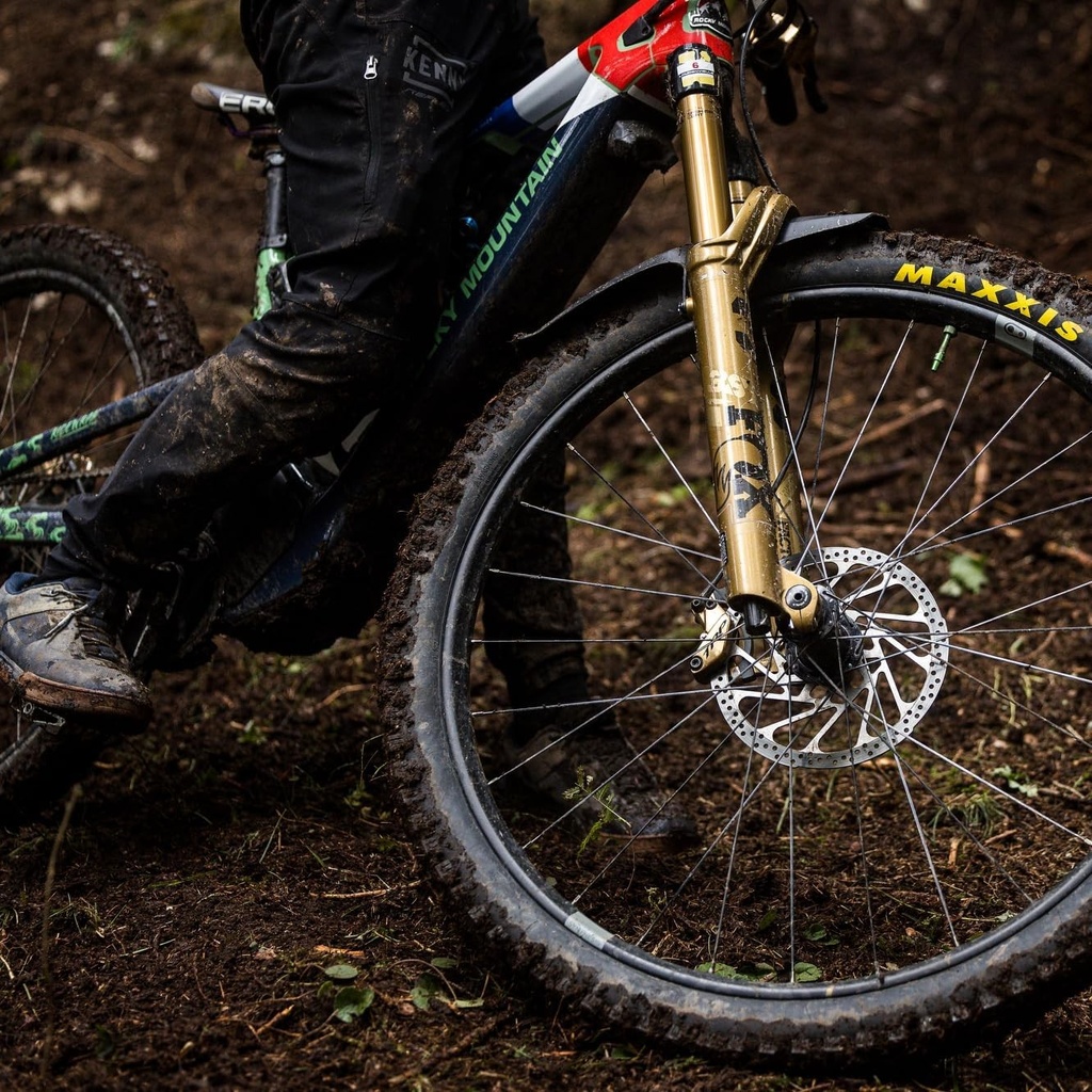 Maxxis Minion DHR II Tire  27.5x2.5   3CG/DH/TR/WT